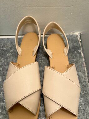 Nisolo All Day Cross Strap Sandal Size 9 Bone